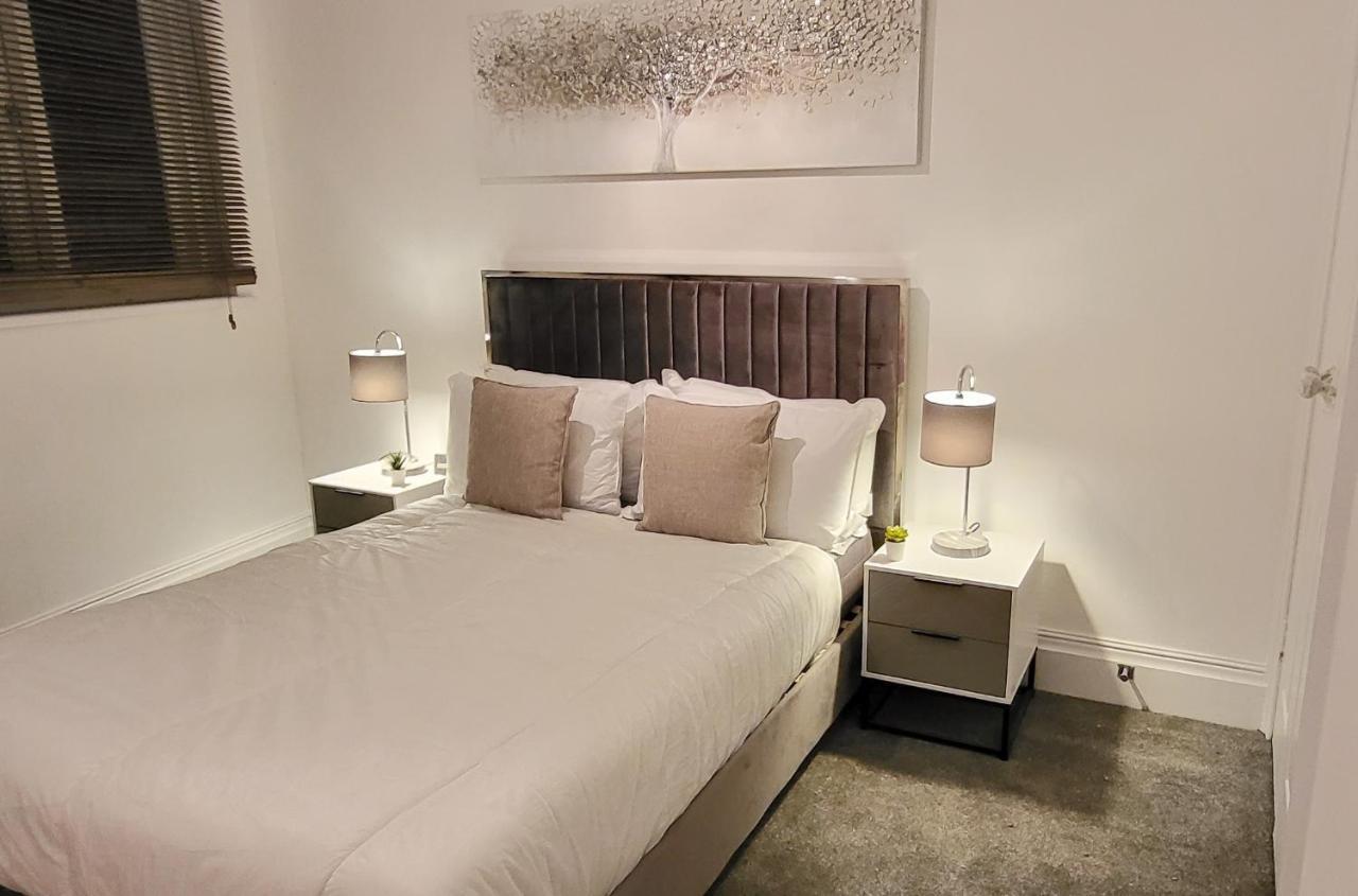 Stunning 2 Bedroom Apartment In Canary Wharf - Morland Apartments London Exterior photo