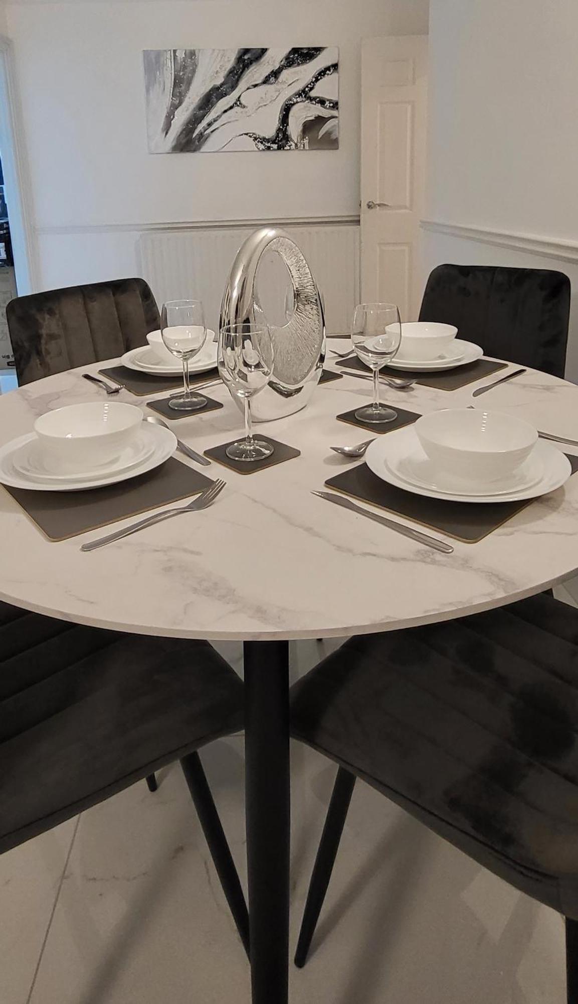 Stunning 2 Bedroom Apartment In Canary Wharf - Morland Apartments London Room photo